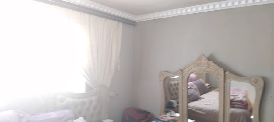 2 Bedroom Property for Sale in Phakamisa Eastern Cape